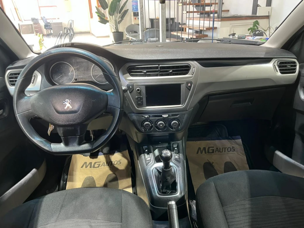 imagen 0 de vehiculo con id 2197